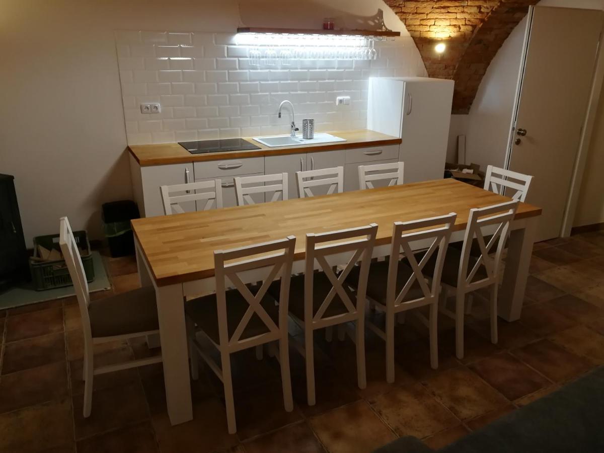 Apartmany Habanska, Cely Dum Pouzdrany Buitenkant foto