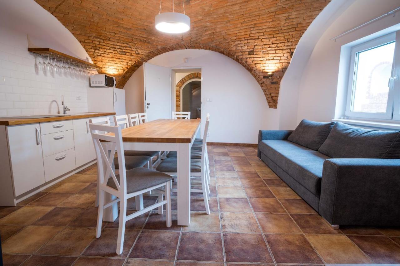 Apartmany Habanska, Cely Dum Pouzdrany Buitenkant foto