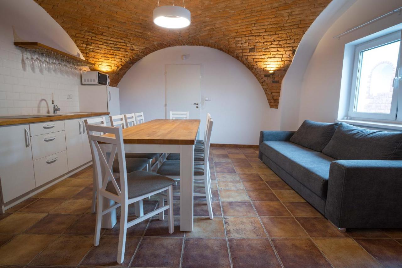Apartmany Habanska, Cely Dum Pouzdrany Buitenkant foto