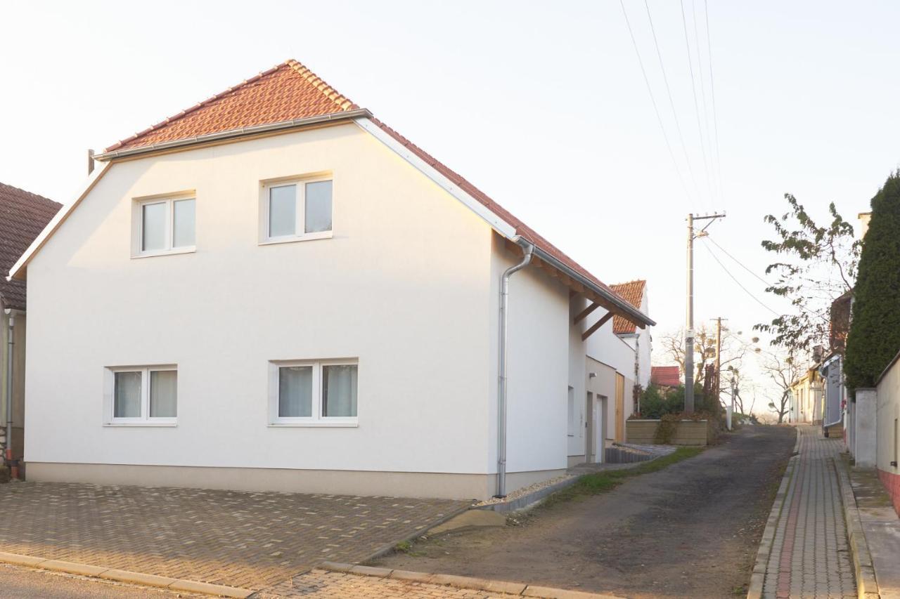 Apartmany Habanska, Cely Dum Pouzdrany Buitenkant foto