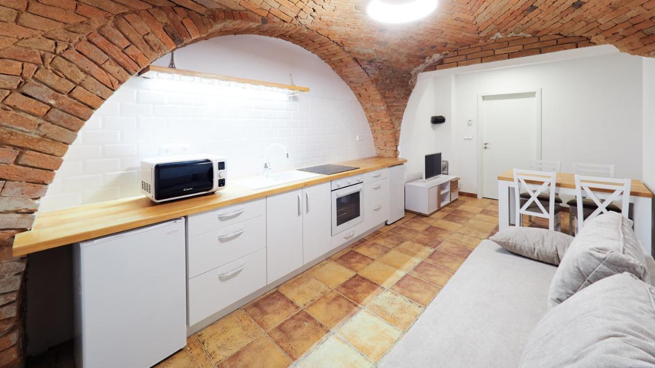 Apartmany Habanska, Cely Dum Pouzdrany Buitenkant foto